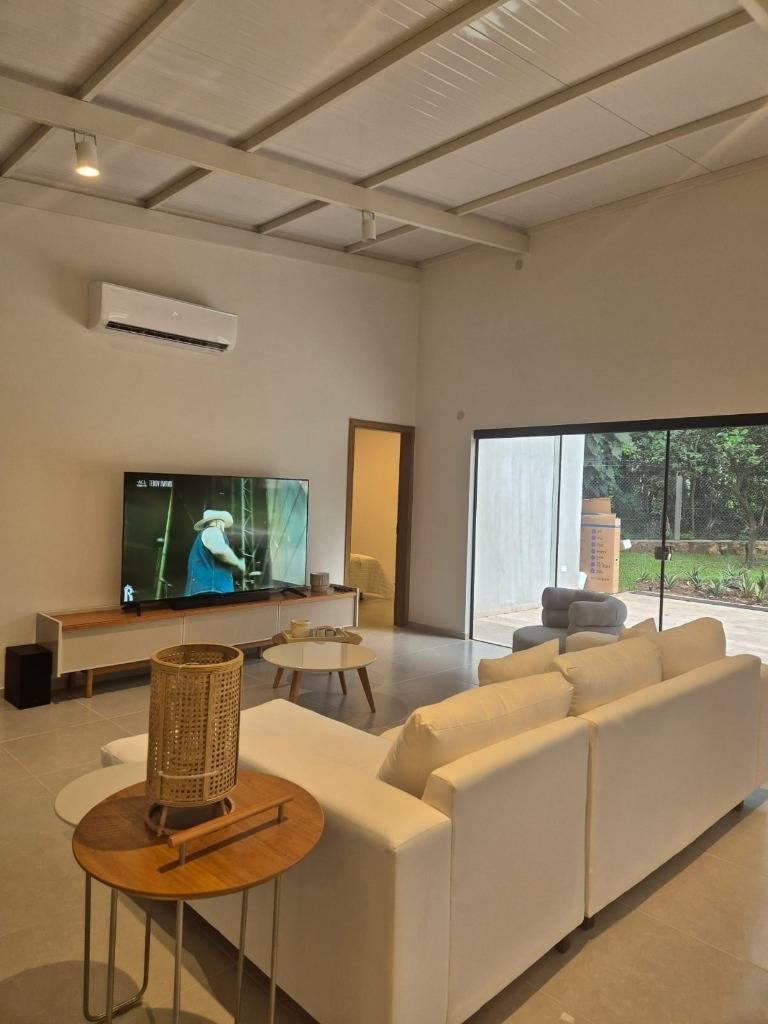 VENDO RESIDENCIA AMOBLADA EN ALTOS — foto 3
