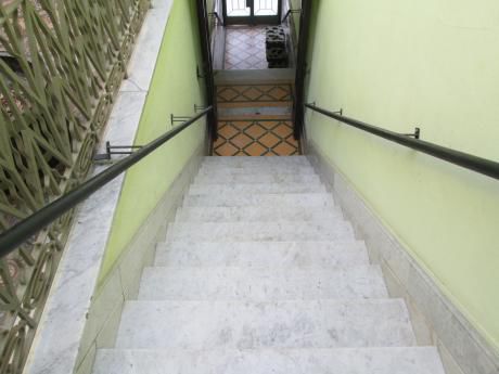Excelente Casa. Amplio Garage. Gran Depósito