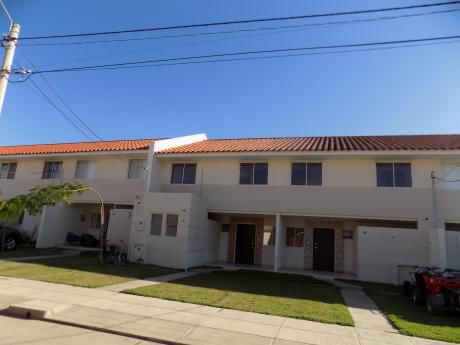 Casa En Venta Condominio Las Palmas Del Oeste I