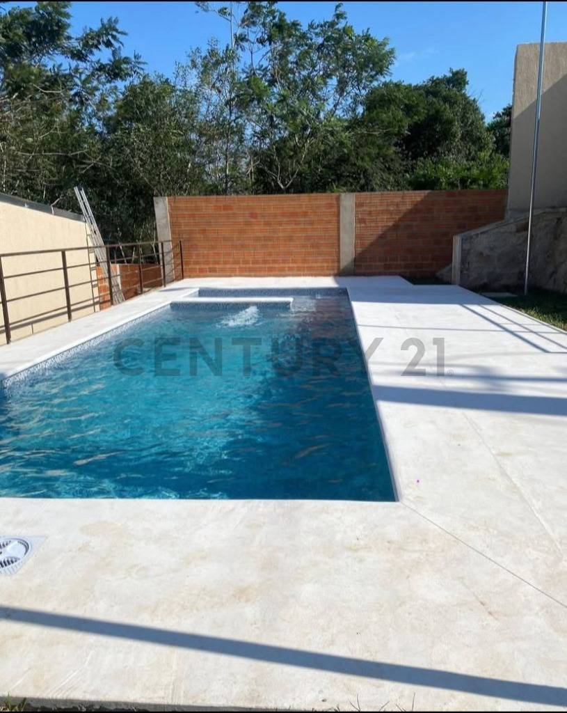 Alquiler de Casa en Condominio en Luque, Central — foto 2