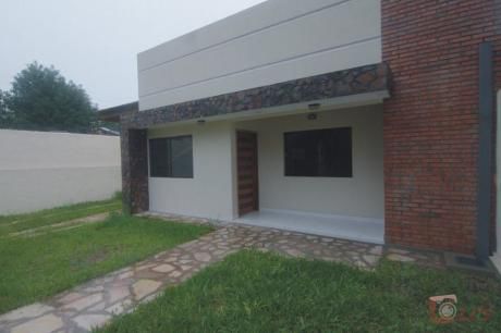 Vendo Casa En Lambaré, Zona Súper Pueblo