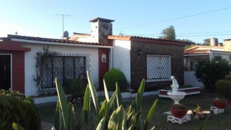 Solymar-chalet De Tejas Sobre Asfaltada