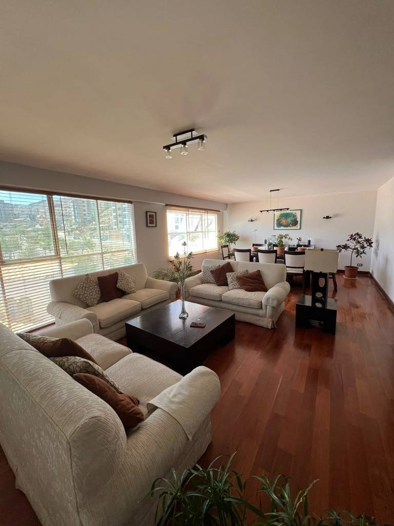 Departamento en venta en Calacoto