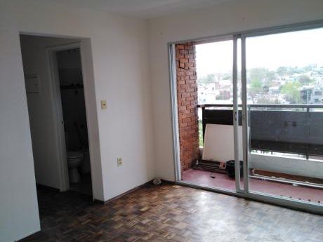 Apto De 1 Dorm. Piso Alto Super Luminoso