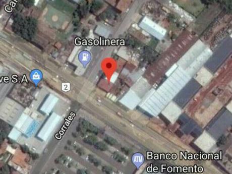Vendo Inmueble Sobre Avda. Mcal. Estigarribia Frente Al Super Real