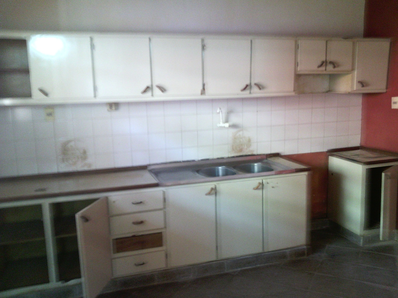 Vendo Casa B. Trinidad Z. Derecho Una — foto 2