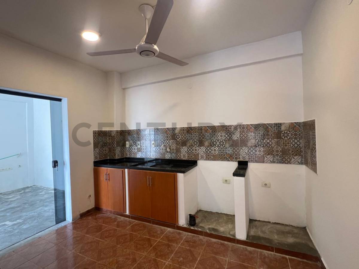 Alquilo Duplex de tres dormitorios en Villa Elisa, Centro — foto 2