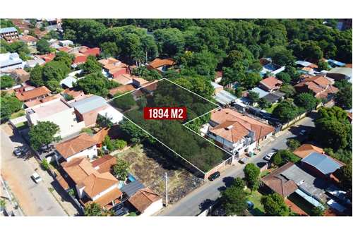 VENDO AMPLIO TERRENO EN FERNANDO DE LA MORA — foto 2