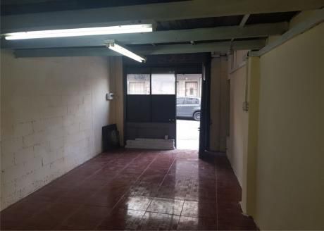 Buen Local De 30 M2 ApróX.