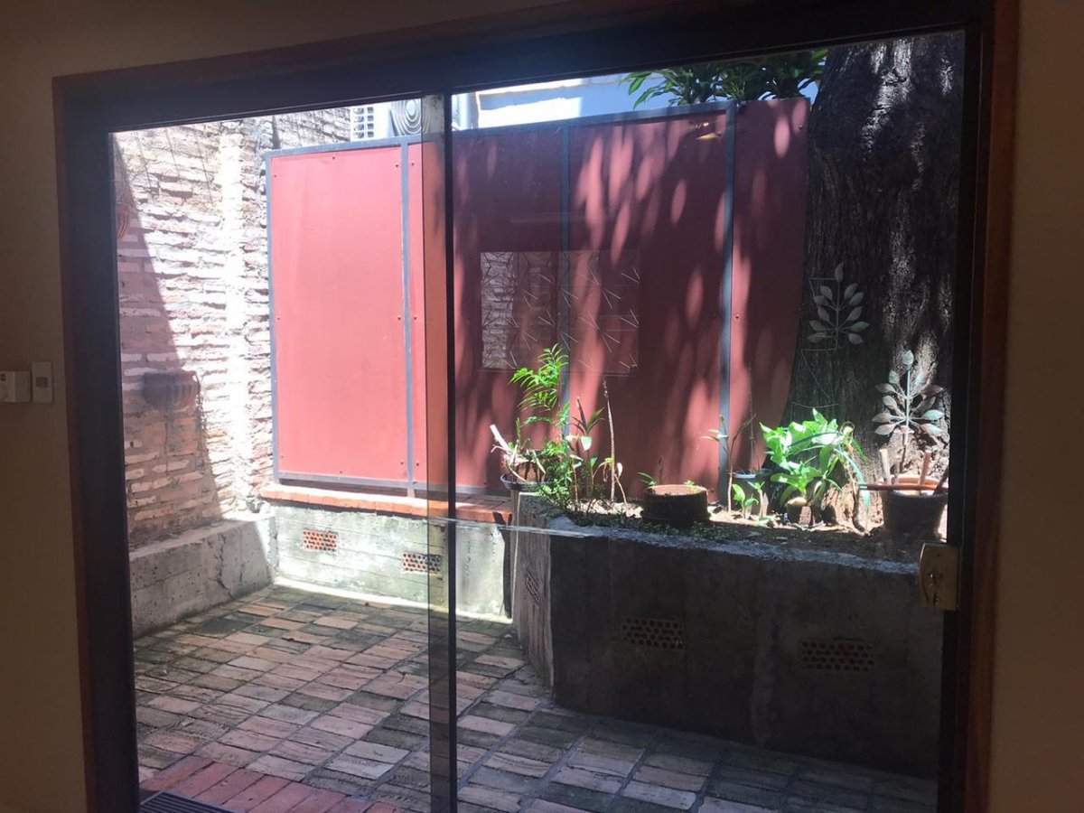 Alquilamos este dúplex ubicado en condominio cerrado en la zona de Perón — foto 3