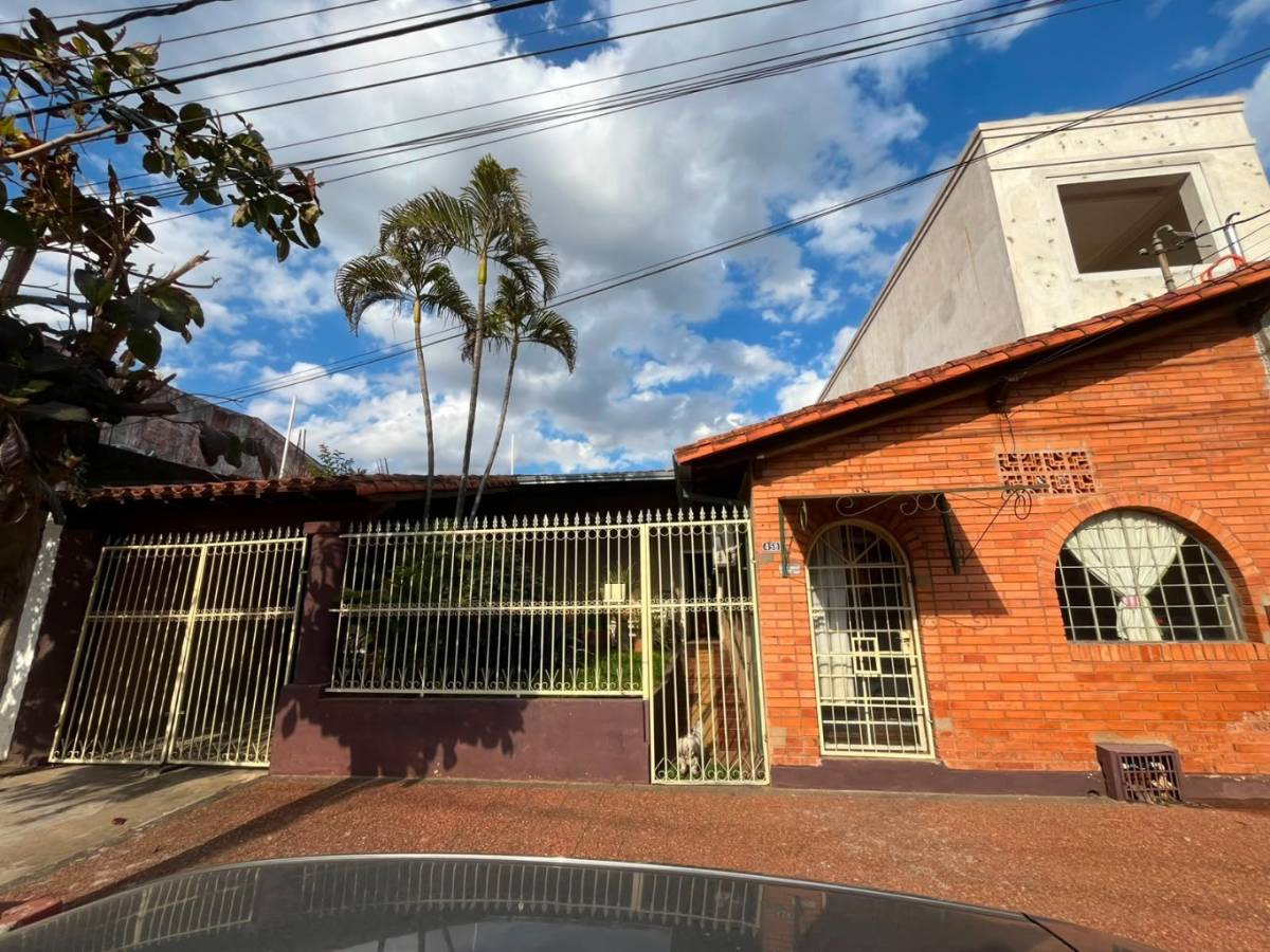 Casa en venta en Mburucuyá