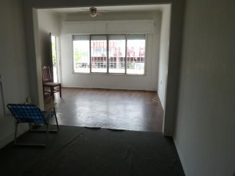 Apartamento 3 Dormitorios Con Terraza En Union