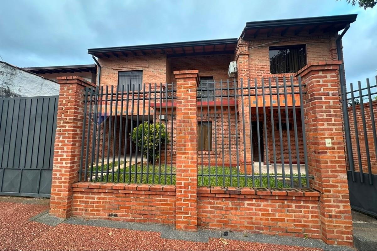 ALQUILO AMPLIO DUPLEX — foto 2