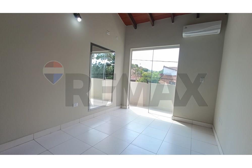 Departamento - Alquiler - Villa Elisa, Paraguay — foto 3