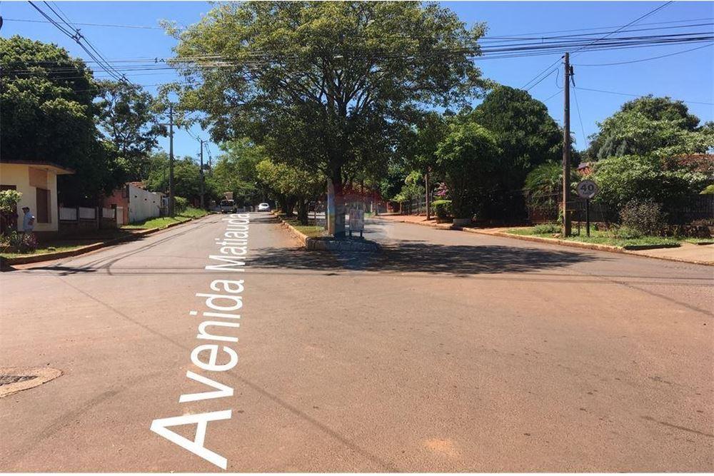 VENDO TERRENO CON DOBLE ESQUINA EN ENCARNACION — foto 3