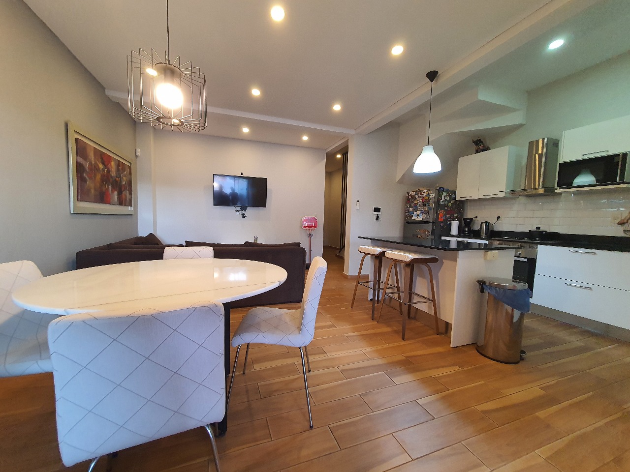 Alquilo duplex completamente amoblado en Luque zona Rakiura — foto 3