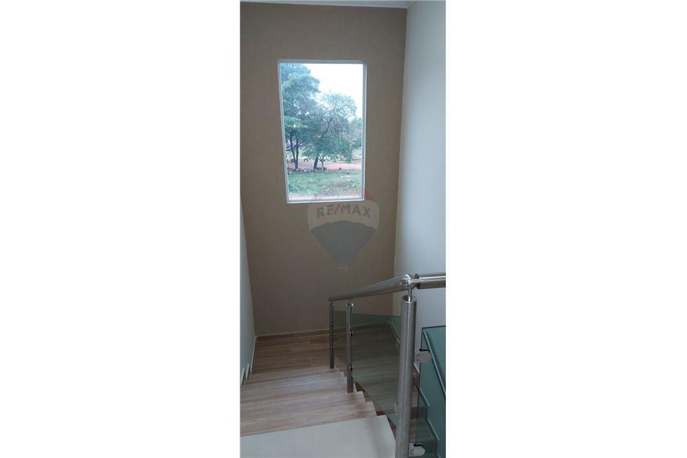 VENDO CASA MINIMALISTA EN LUQUE LAURELTY — foto 3