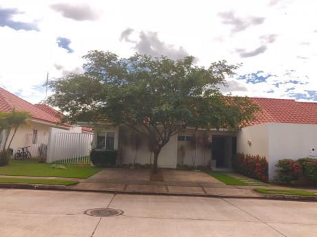 Gran Oportunidad De Inversion En Venta Casa En Condominio Las Palmas II