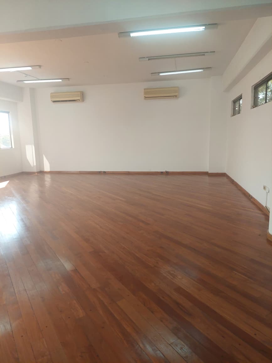 ALQUILO AMOLIA OFICINA CORPORATIVA EN ASUNCION — foto 3