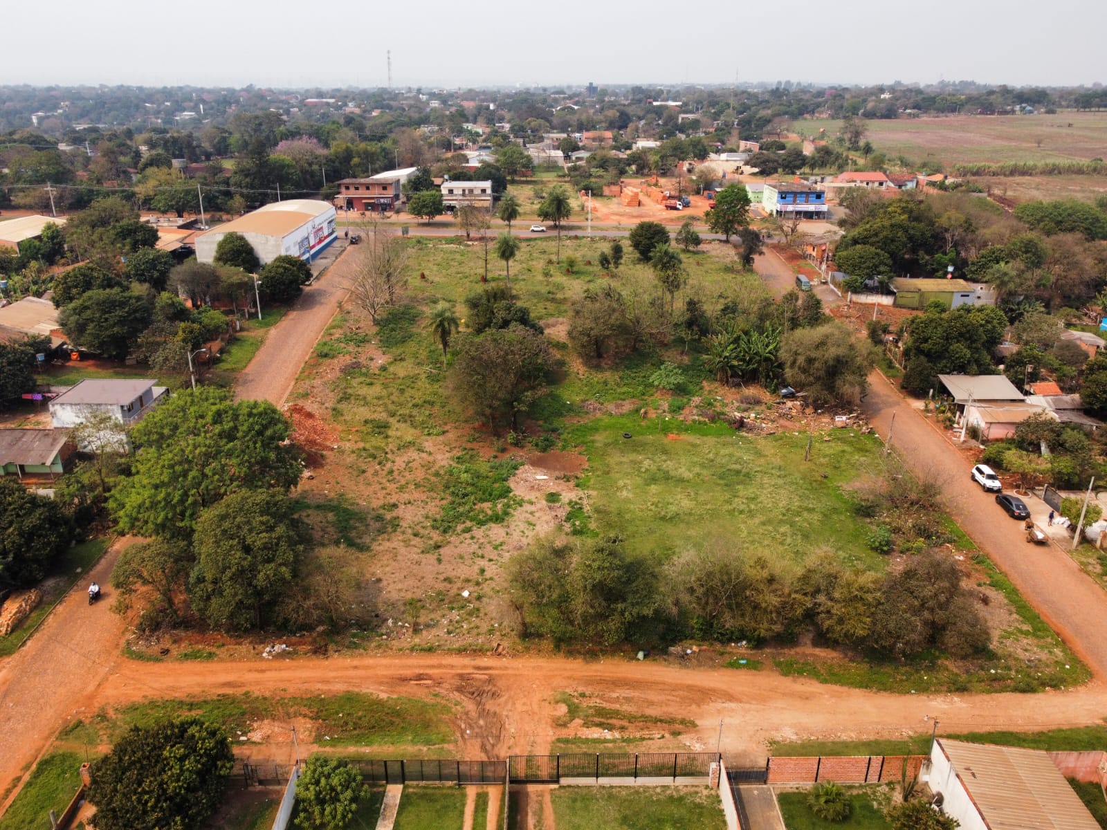 VENDO TERRENO DE 1 HA EN CDE SOBRE RUTA — foto 3