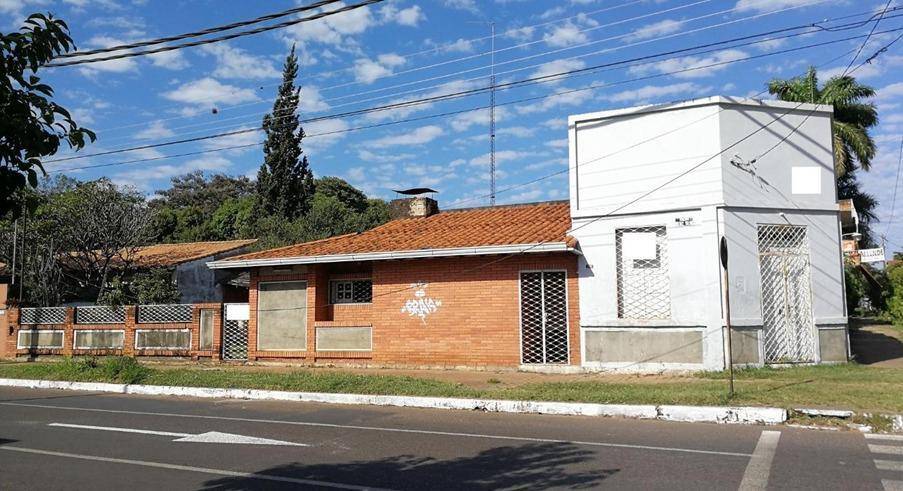 Terreno en esquina 780 m² | Luque Centro — foto 2