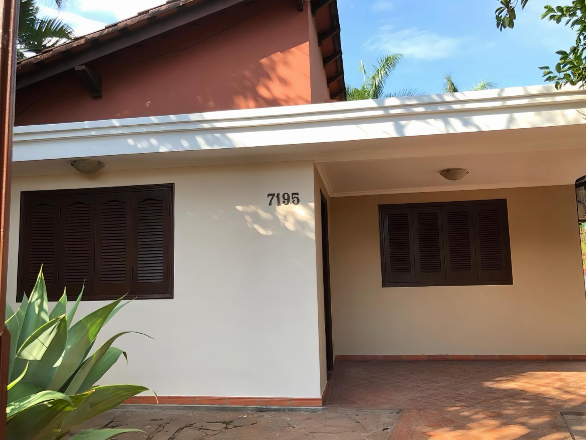 ZONA LA COSTA LINCH, CHALET DE 2 DORMITORIOS EN ALQUILER, VIVIENDA U OFICINA — foto 2