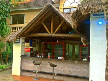 Dpto. De 3 Dormitorios - Cond. Hotel Buganvillas.
