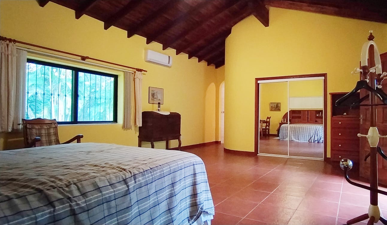 Impresionante casa quinta en Nueva Colombia 13ha — foto 3