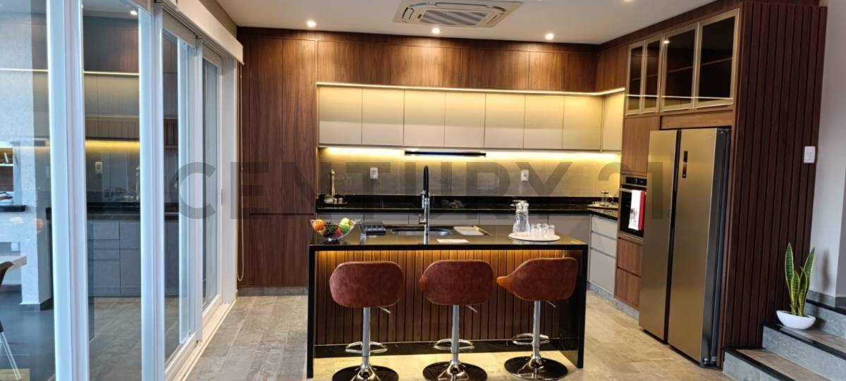 RESIDENCIA DE LUJO EN CONDIMINIO CERRADO — foto 2
