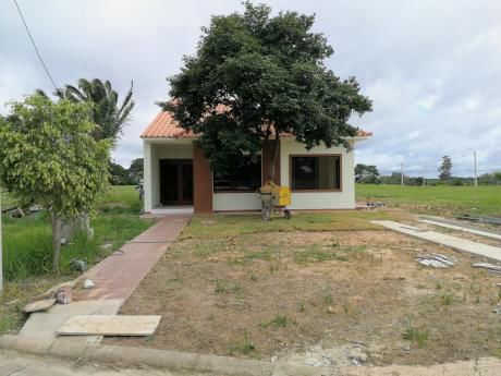 Casa En Venta En Condominio Florida II - Urubó