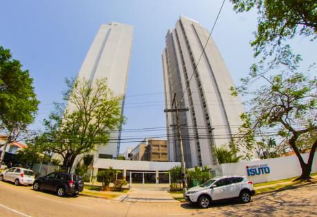 Departamento Amoblado En Alquiler, En La Mejor Zona De La Ciudad.