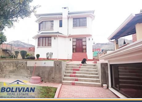 Jupapina Bonita Casa En Venta Sobre La Carretera