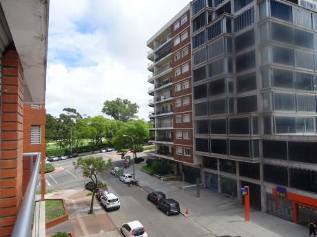 García Cortinas Y Bulevar Artigas