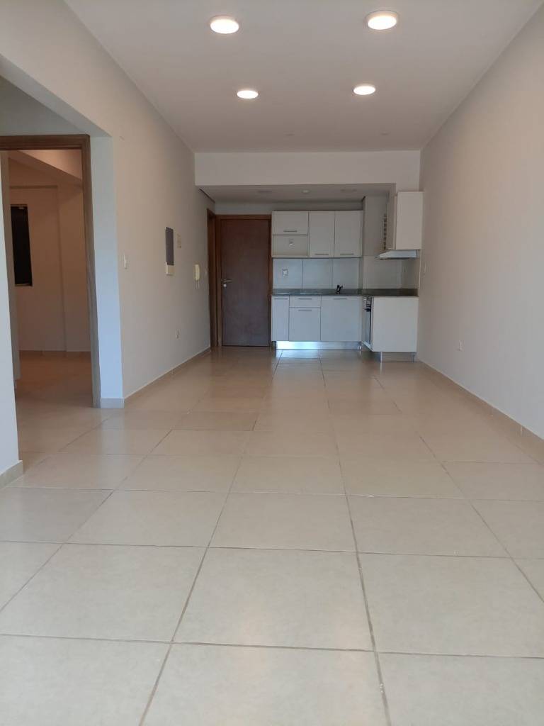 ALQUILO DEPARTAMENTO EDIFICIO TAVA DEFENSORES - San Lorenzo — foto 3