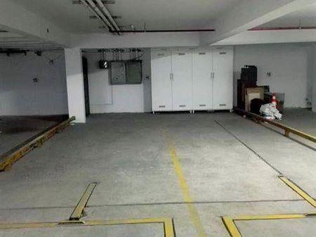 Cochera Alquiler En Miraflores 40 M2