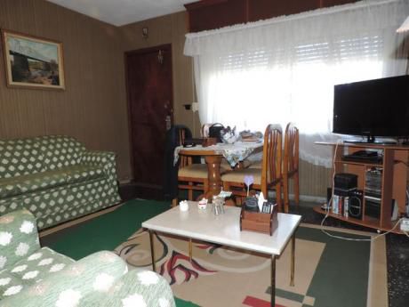 Impecable Casa, Garages, Barbacoa, Parque Arbolado !!