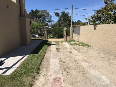 Id 10827 - Excelente Chalet En Parque De Solymar. A Estrenar U156446 245.000