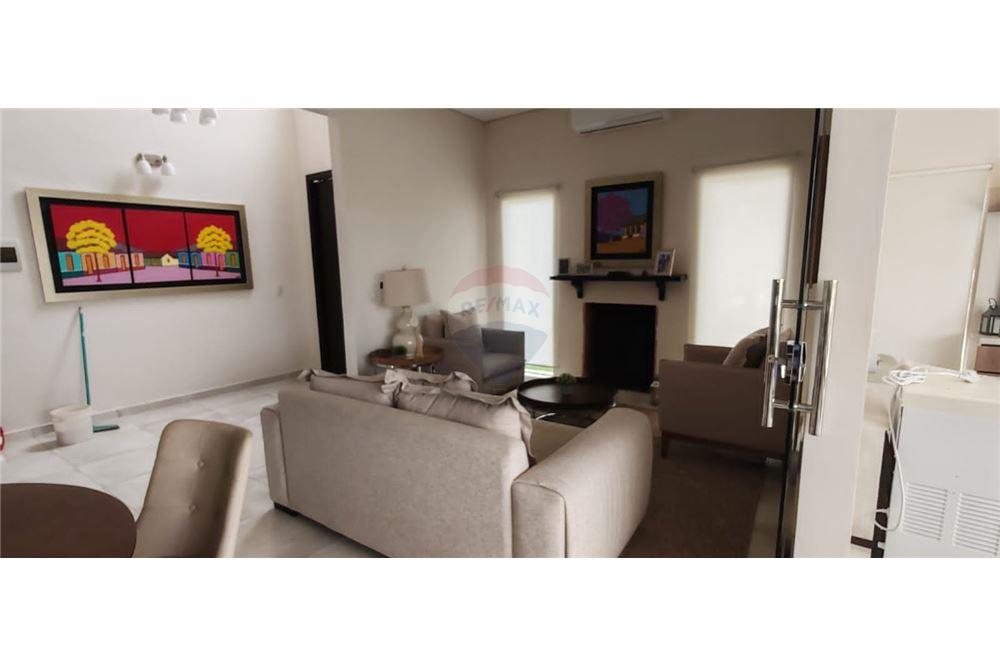 Exclusiva Residencia en San Bernardino, en venta! — foto 2