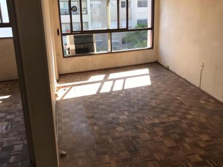 Lindisimo Apto Piso Alto De 2 Dorm