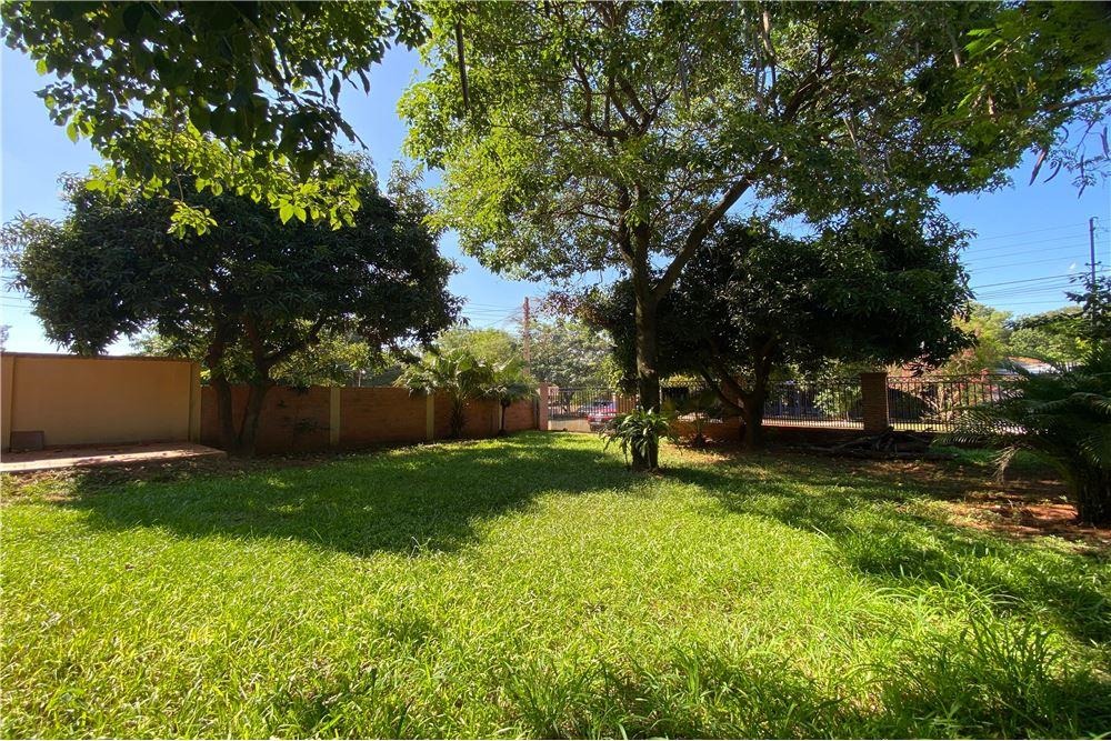 Alquilo casa con amplio patio ‼️ — foto 3