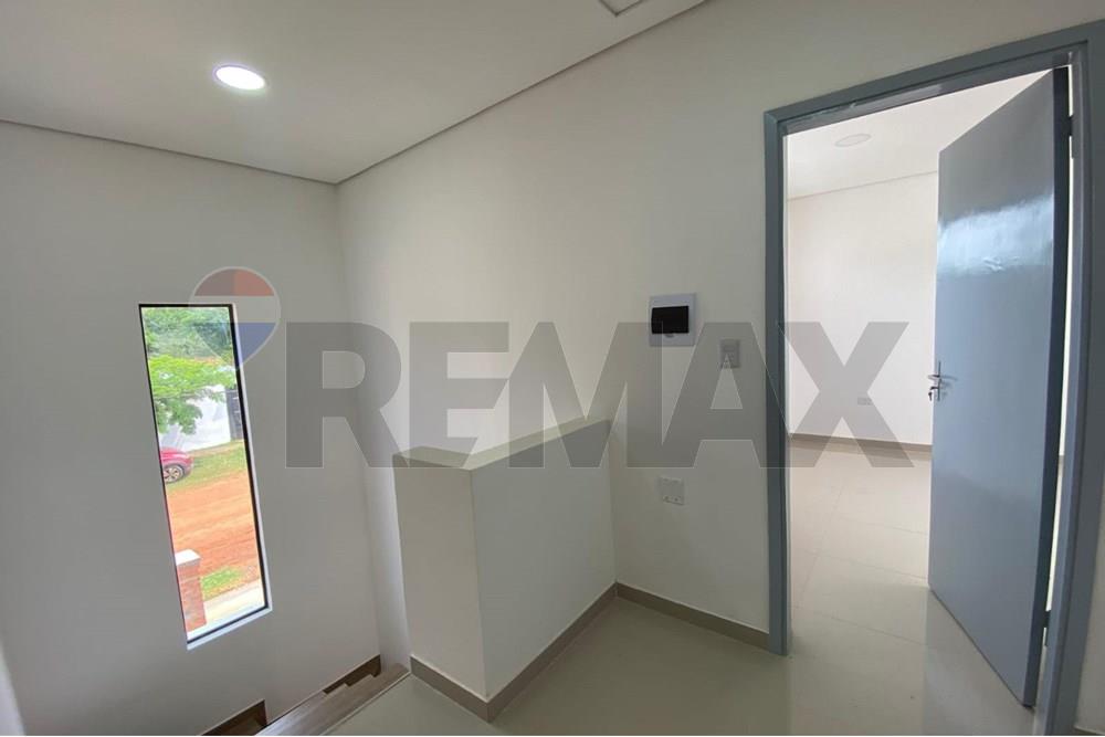 DUPLEX EN ALQUILER EN LUQUE ZONA CAÑADA SAN RAFAEL — foto 3