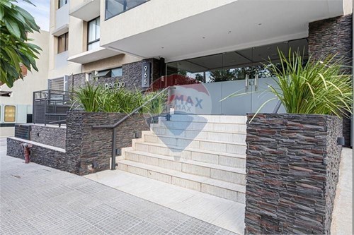 En Venta Hermoso Departamento Edificio Bellagio — foto 2
