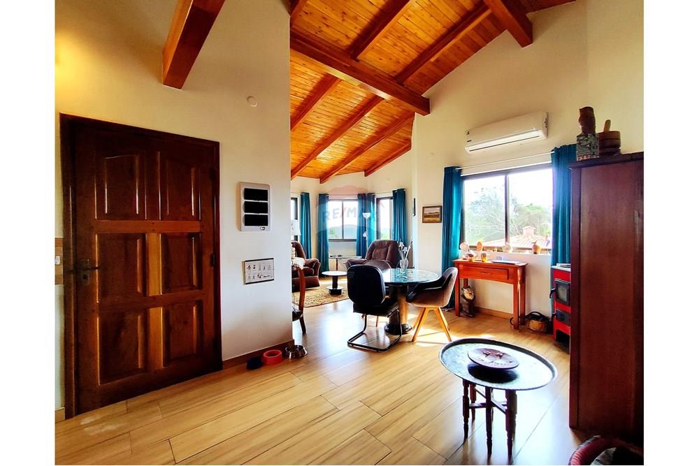 VENDO CASA CON 2 BUNGALÒ EN LA COLONIA ALEMANA — foto 3