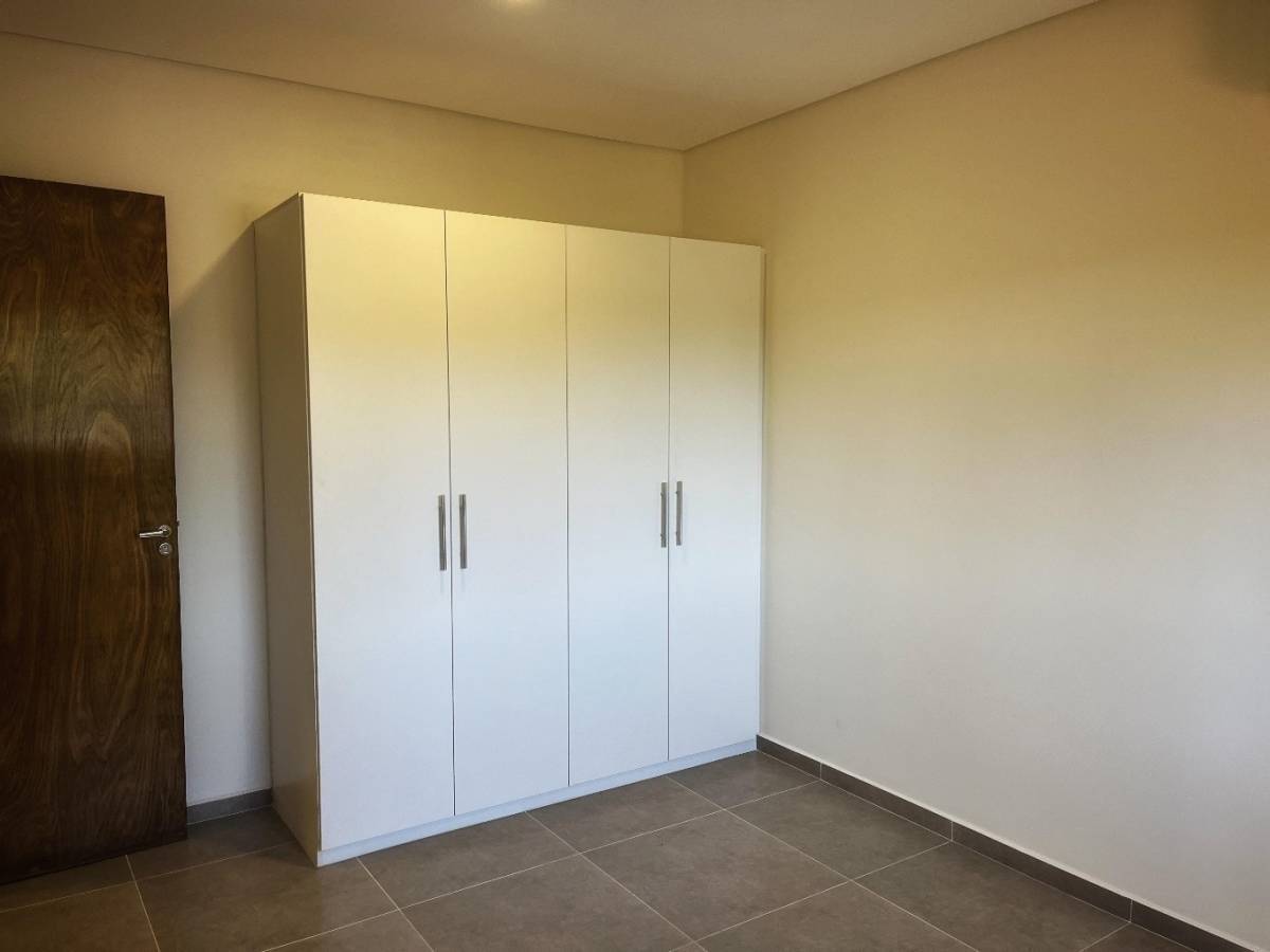 Alquilo Casa A Estrenar En Condominio Villaggio — foto 2