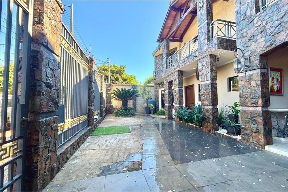 Casa-Alquiler-Av.Liberato M. Rojas, Villa Aurelia, Asunción — foto 3