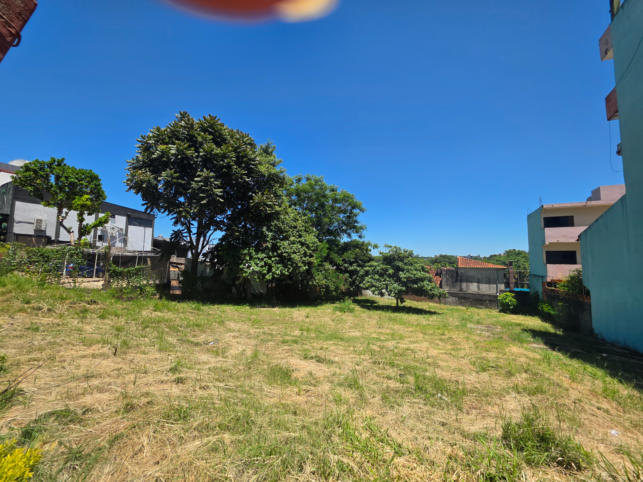 VENDO TERRENO DE 740M2 SOBRE AVDA CAMPO VIA DE CDE!! — foto 2