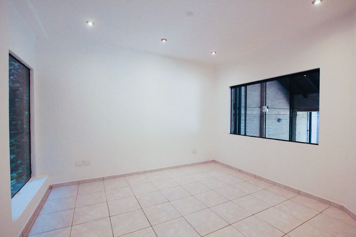 AMPLIO DÚPLEX  EN ALQUILER  ZONA VILLA MORRA — foto 3