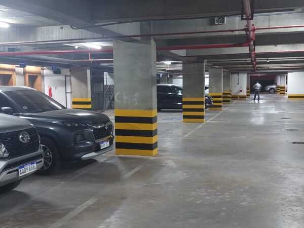 ALQUILO OFICINA CORPORATIVA DE 100 M2 EN BARRIO MCAL. LÓPEZ, ASUNCIÓN — foto 2