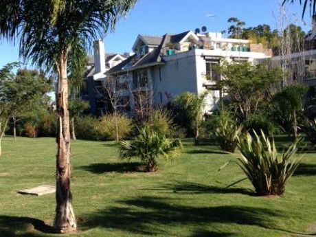Haras Del Lago Apto. 3 Dormitorios En Planta Baja Con Garage, Patio Y Parrilla