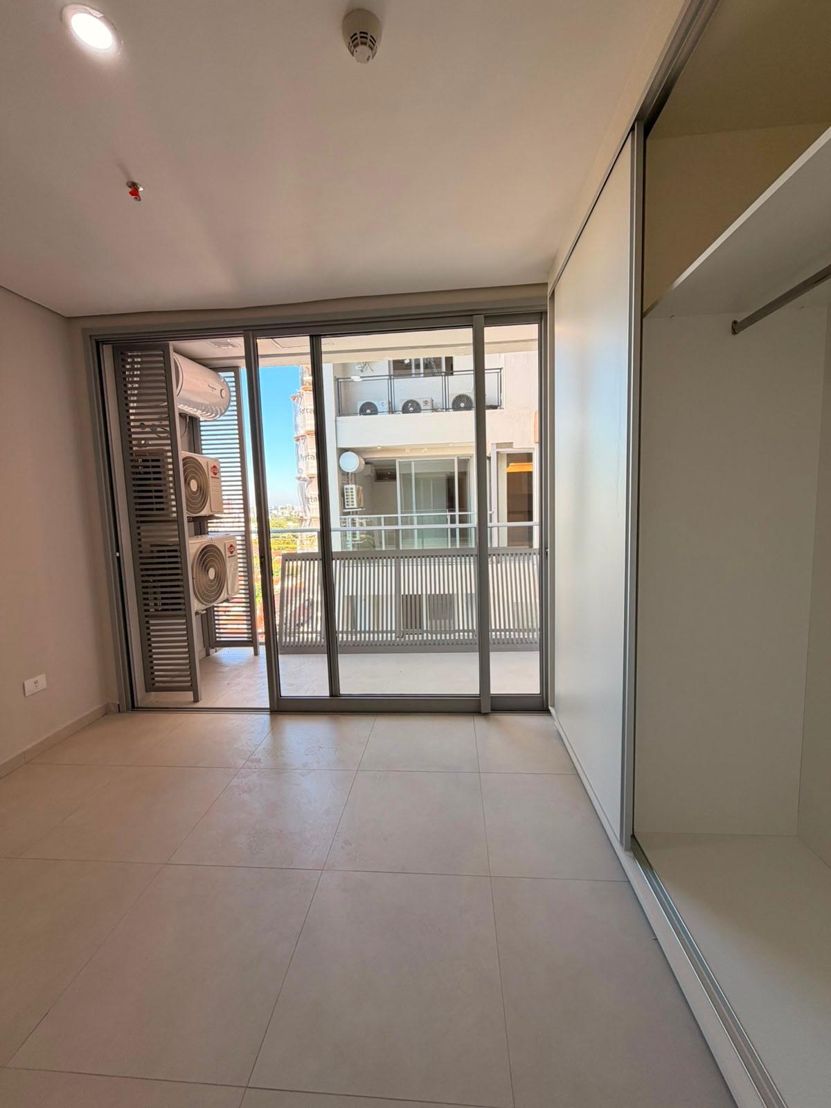 MOLAS LÓPEZ, EN ALQUILER, DEP. DE 1 DORMITORIO, A ESTRENAR, CON COCHERA. — foto 3